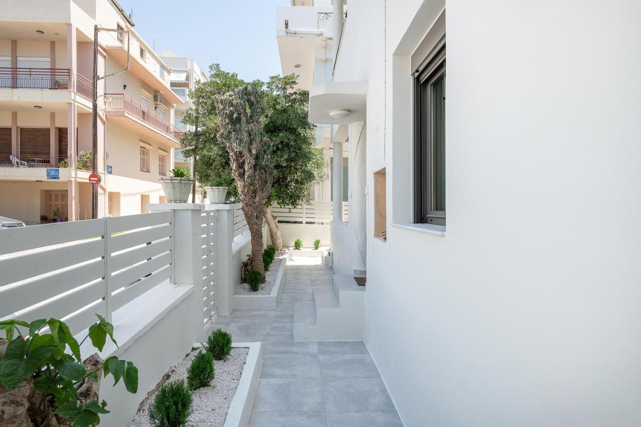 White In The Heart Of Chania Daire *